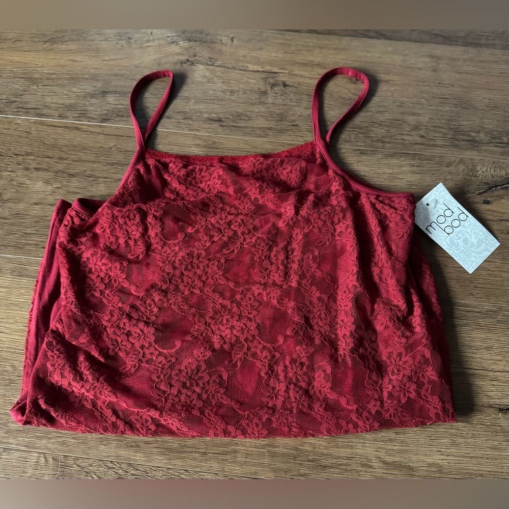 MOD BOD-NWT Women's Burgundy Lace Camisole-Large